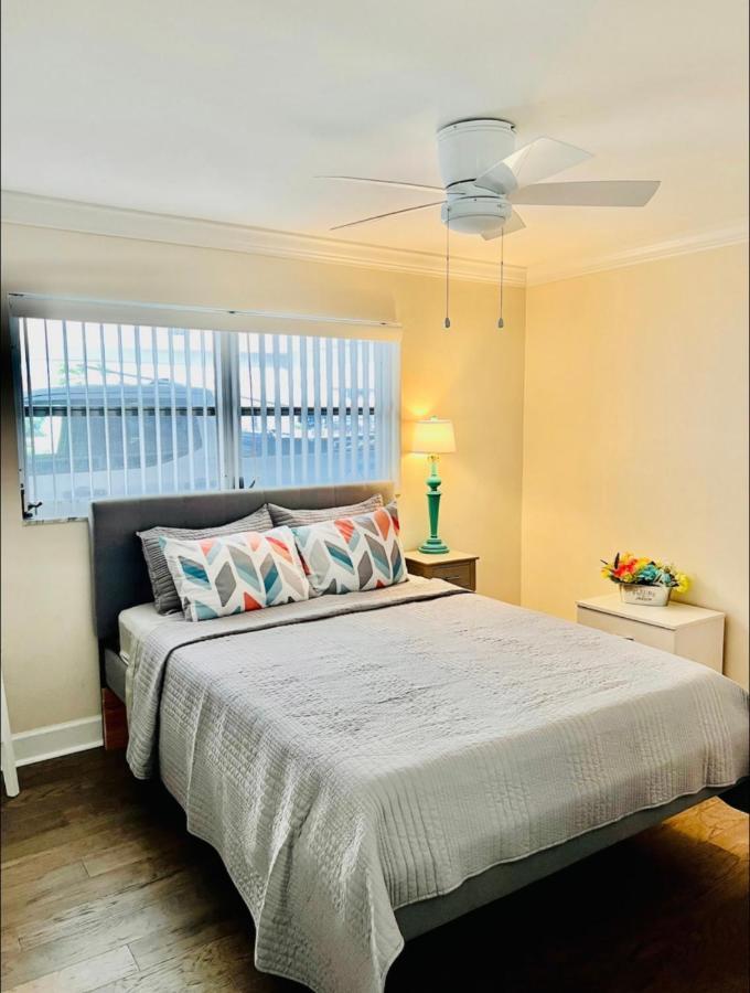 Cheerful Home With Two Bedrooms Cape Coral Buitenkant foto