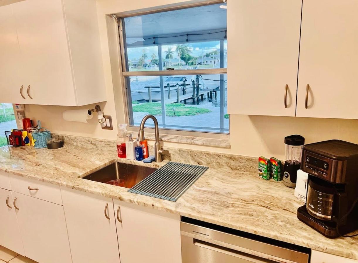 Cheerful Home With Two Bedrooms Cape Coral Buitenkant foto